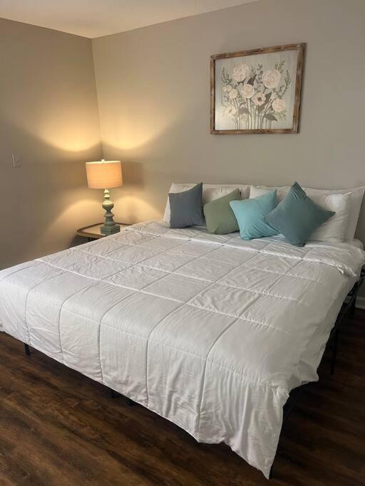 Appartamento Indigo Downtownwalkable Kingbed Raleigh Esterno foto